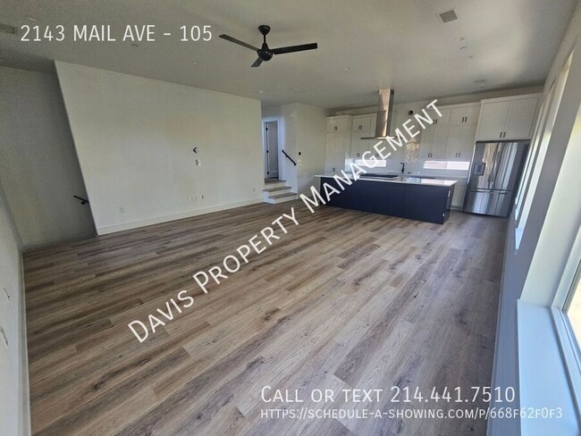 Building Photo - 2143 Mail Ave