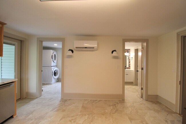 Building Photo - 56 Grindstone Rd
