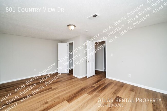 Building Photo - $100 Off Your First Month’s Rent!