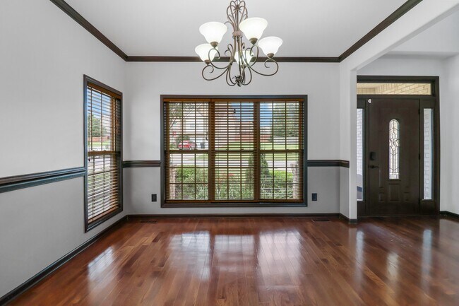 Building Photo - 869 E Accipiter Cir