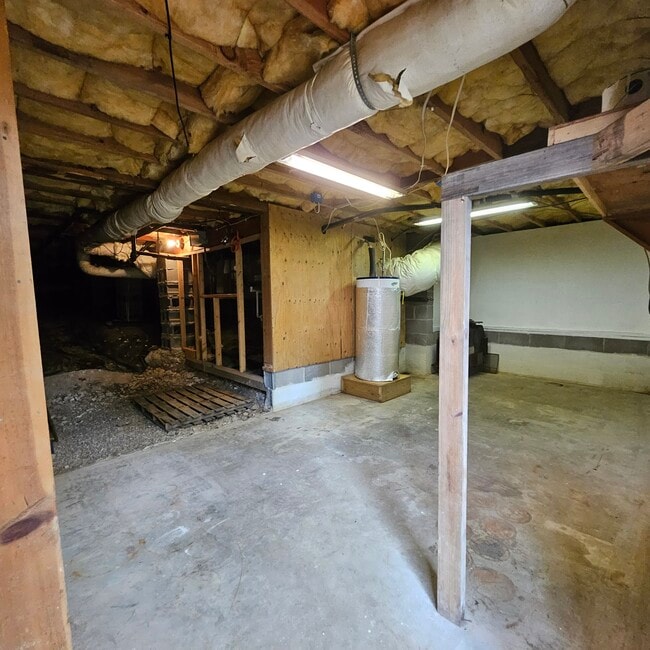 Building Photo - 81 Kincardine Dr