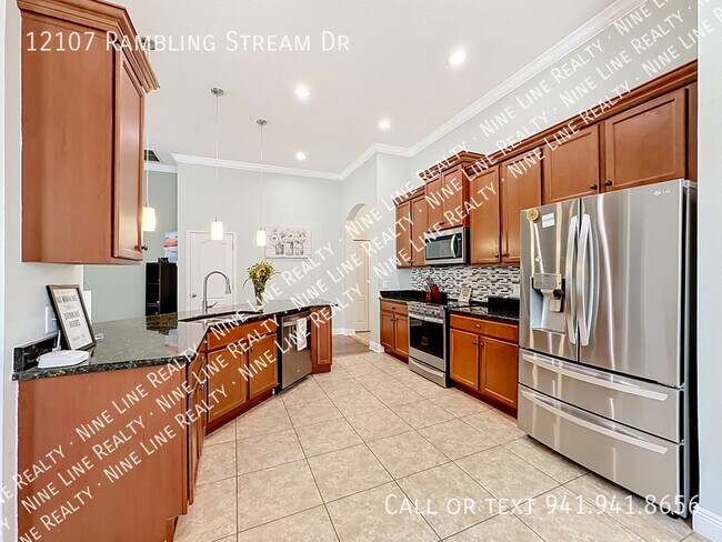 Building Photo - 12107 Rambling Stream Dr