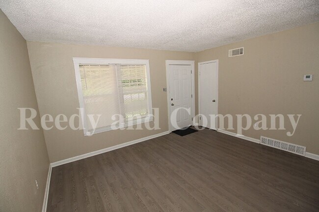 Building Photo - 4780 Hillbrook Rd