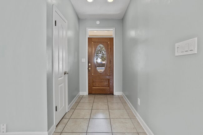 Building Photo - 9524 Pointe Aux Chenes Rd