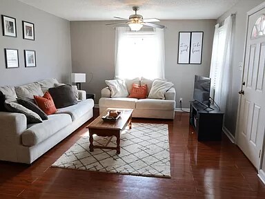 Building Photo - 100 York Dr