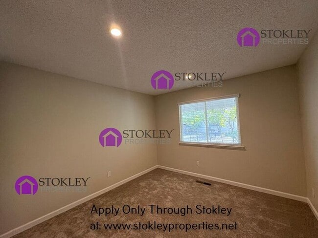 Building Photo - 18 Bonnie Pl