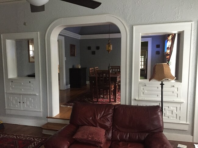 Building Photo - 334 Furr Dr