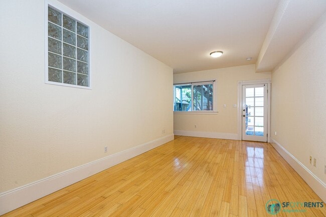 Building Photo - 1623 Noe St