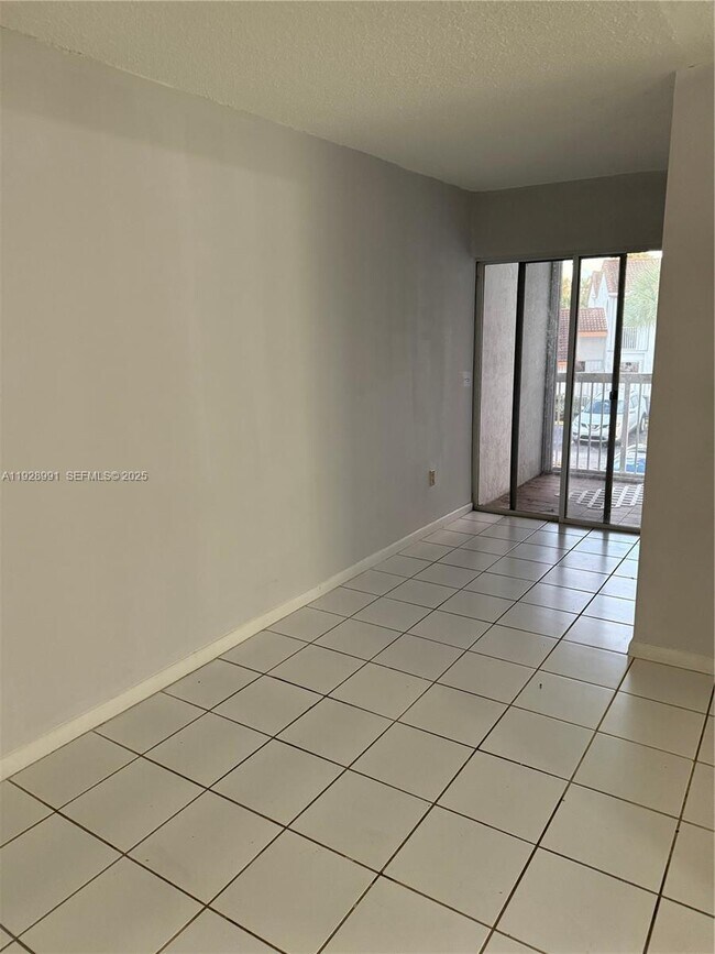 Building Photo - 15355 SW 76th Terrace