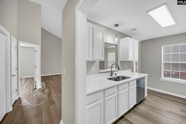 Building Photo - 508 Lanesborough Dr