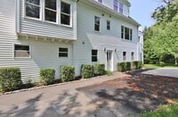 Building Photo - 821 Long Ridge Rd