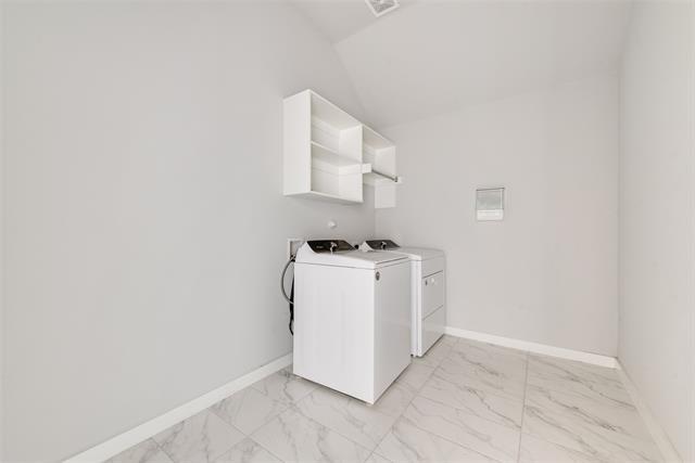 Building Photo - 253 Coyote Creek Dr