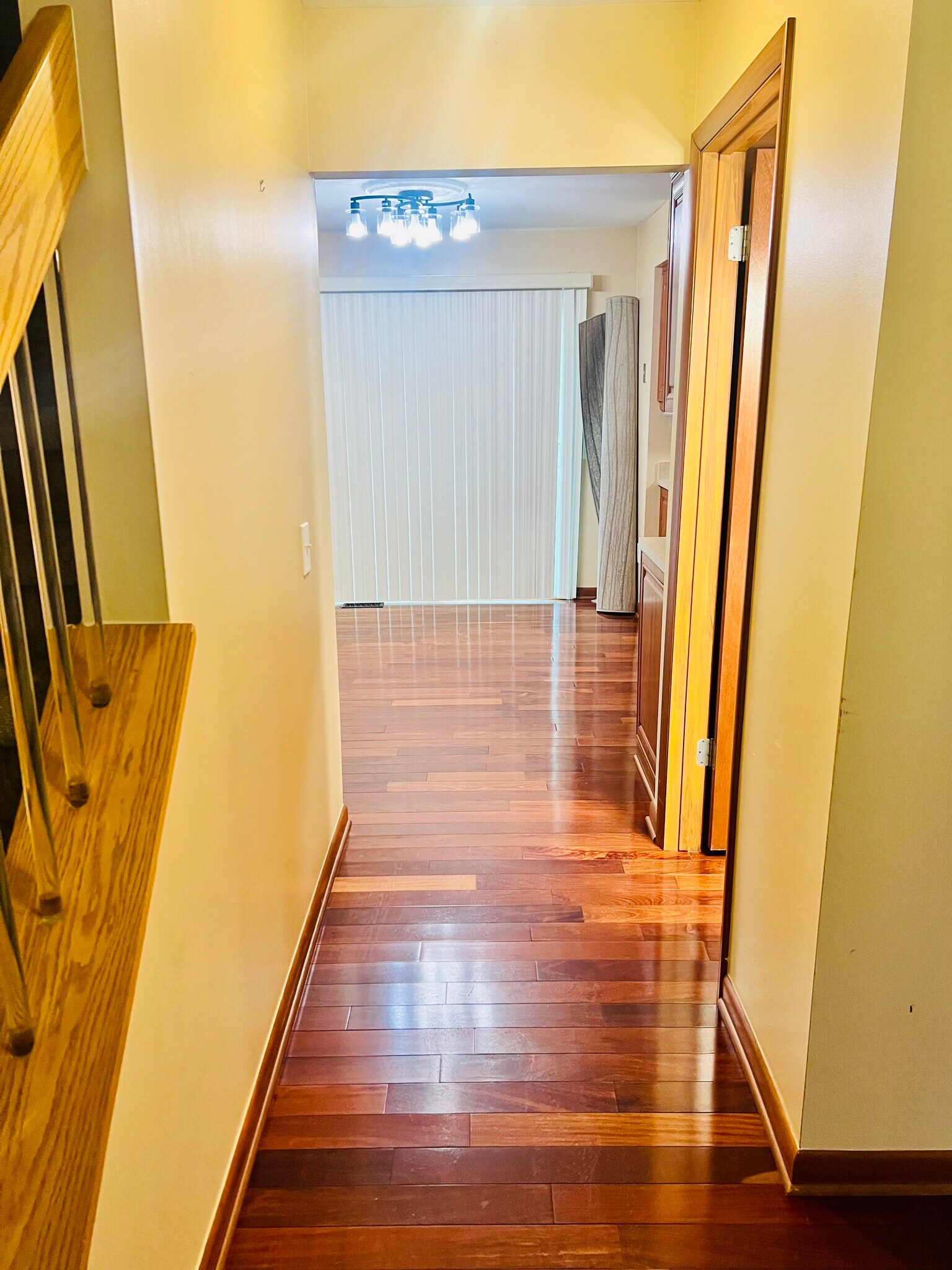 Building Photo - 30244 Southampton Ln