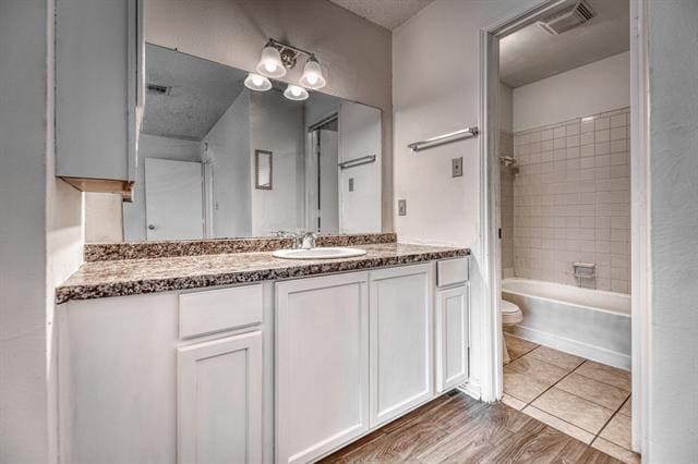 Building Photo - 6208 Big Springs Dr