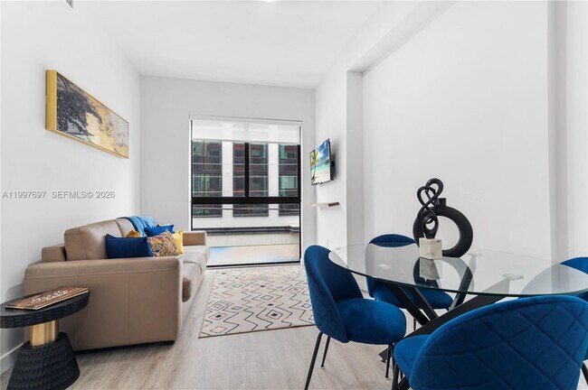 Building Photo - 136 NW 26th St