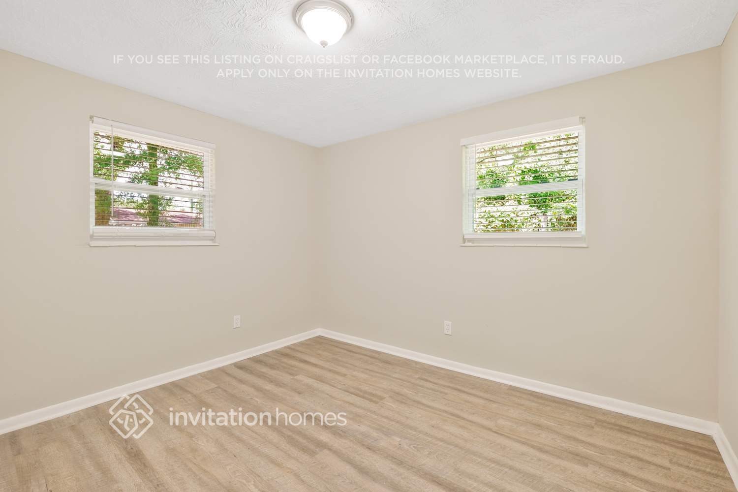Building Photo - 4238 Sabine Dr