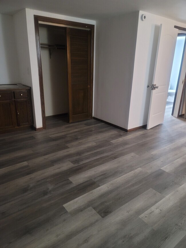 Downstair master bedroom - 1213 E Airport Rd