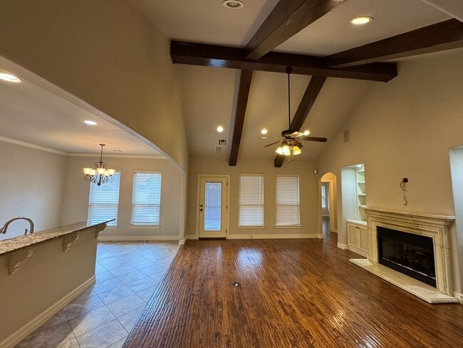 Building Photo - BIXBY - 3 bed, 2 bath, 3 car garage!!