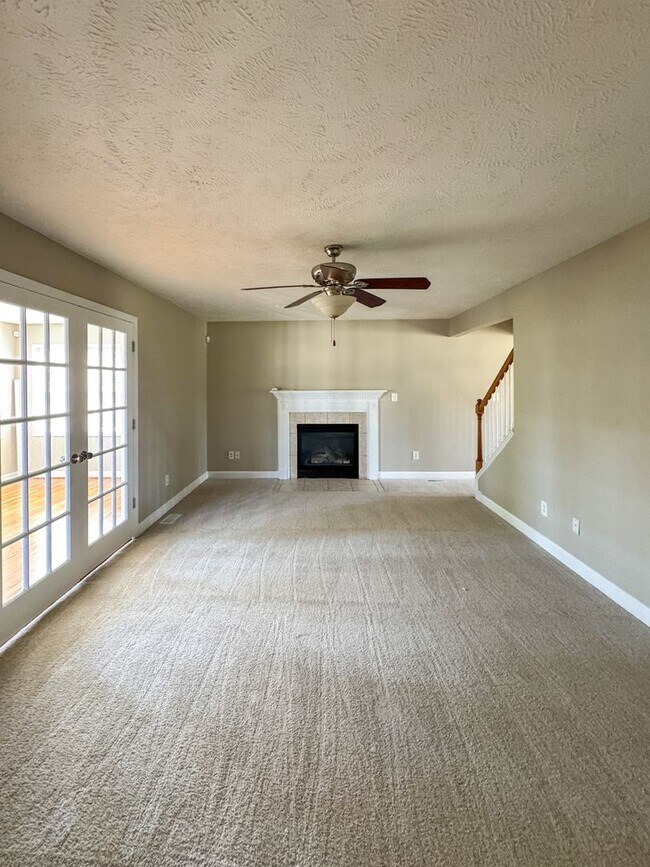 Building Photo - 51 Jubilee Ct