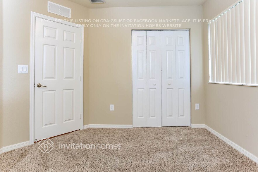 Building Photo - 12600 SW 50th Ct