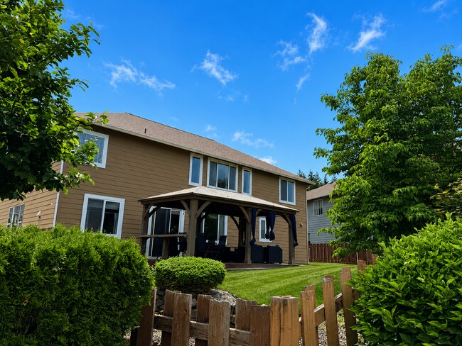 Building Photo - Spacious 4-Bedroom Home with Bonus Room, Trex Deck & Pergola in Prime Maple Valley