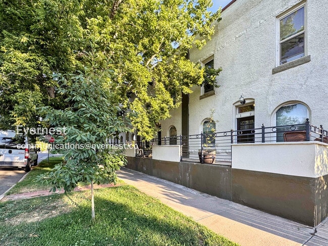 Building Photo - 3127 W 28th Ave