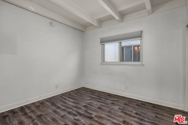 Building Photo - 130 Montreal St