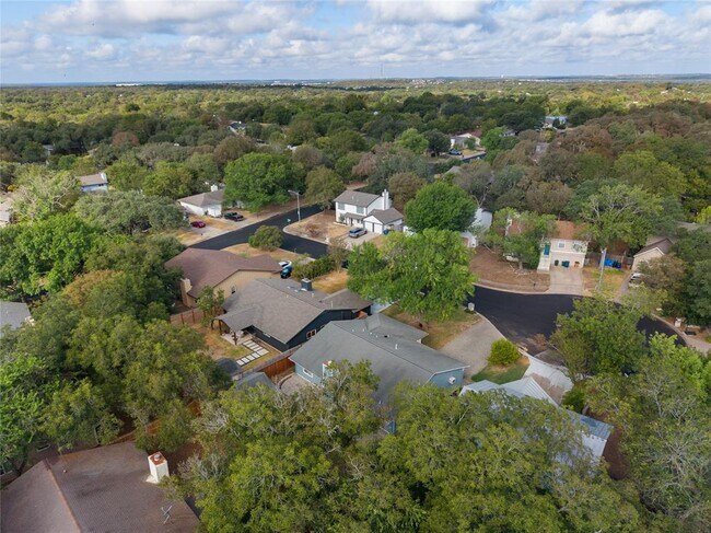 Building Photo - 7505 Burly Oak Cir