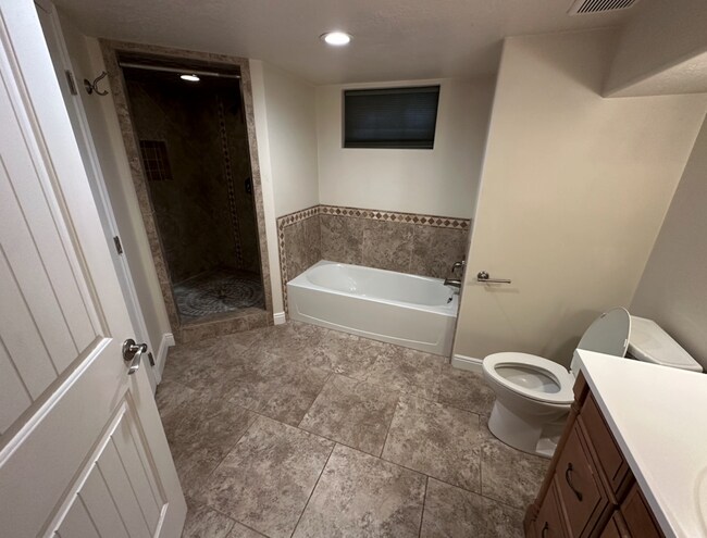 Building Photo - 4893 S 1250 W