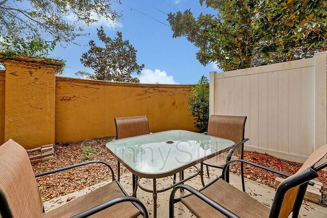 Building Photo - 2663 Andros Ln