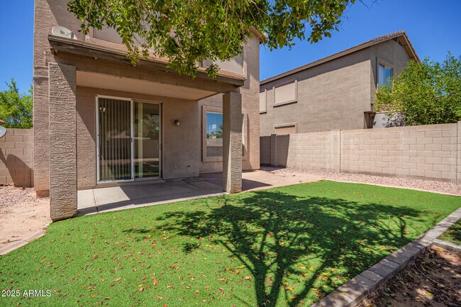 Building Photo - 11413 W Yavapai St