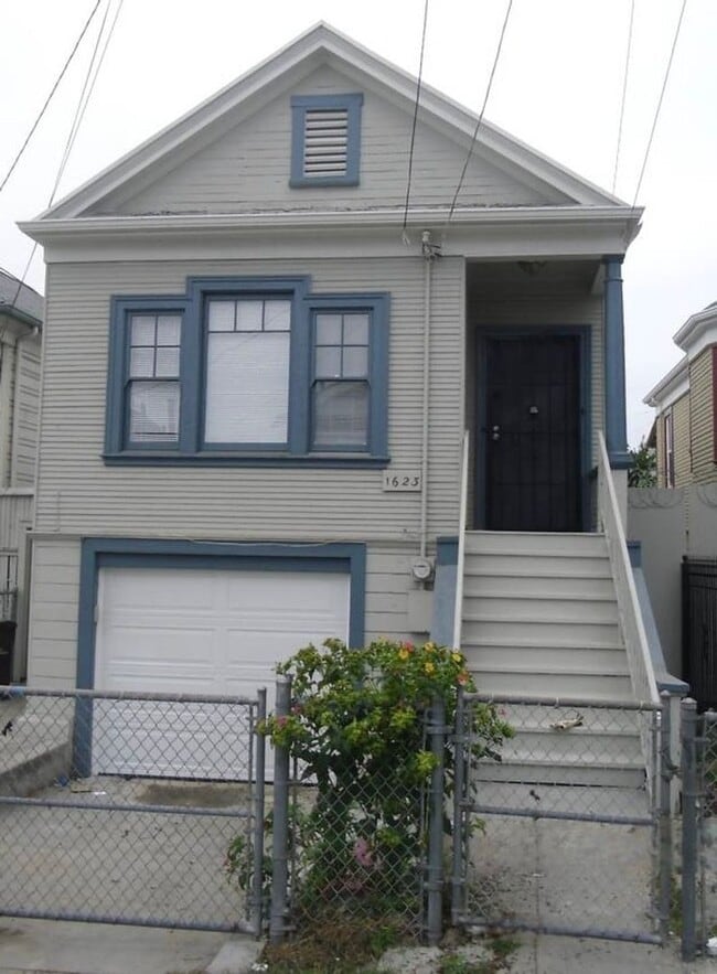 Building Photo - 01623