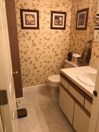 Building Photo - 35 Lamplighter Ln