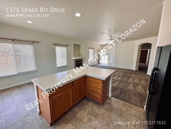Building Photo - 1376 Spade Bit Dr