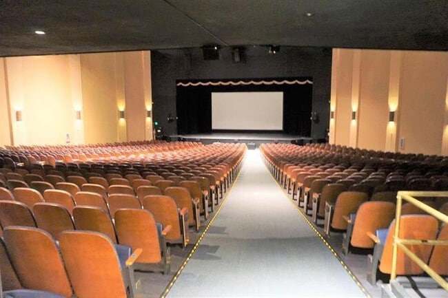 Building Photo - 4 Ventnor Dr