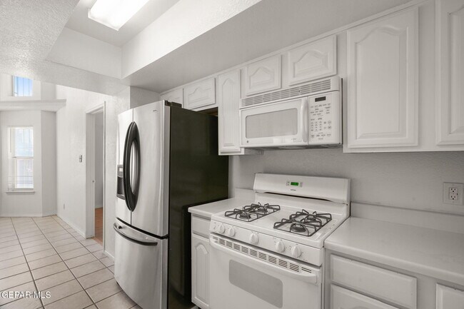 Building Photo - 4612 Loma Grande Dr