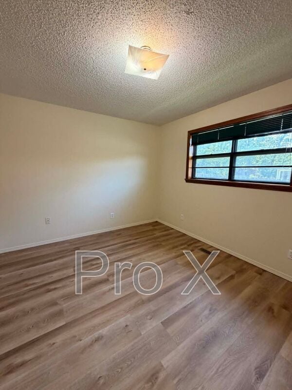 Building Photo - 2630-2632 E 2nd St