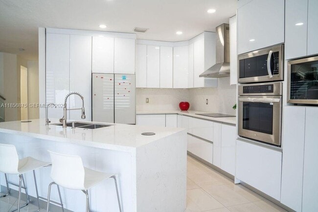 Building Photo - 3521 W 86th Terrace