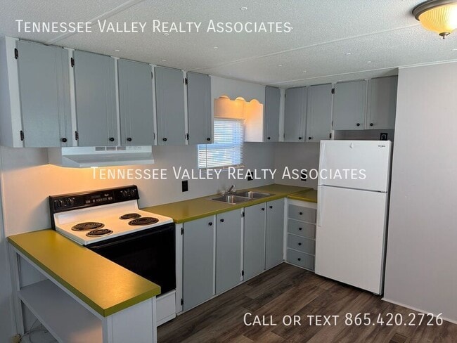 Building Photo - 2254 Knoxville Hwy