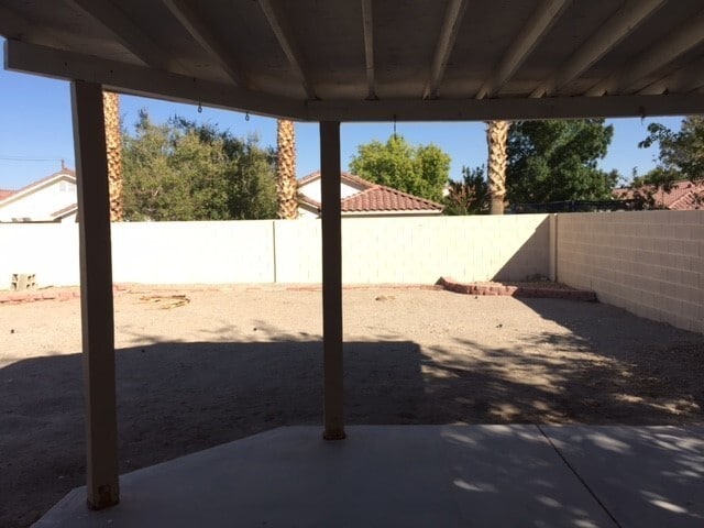 Building Photo - Gorgeous Single Story Culdesac Home For Rent