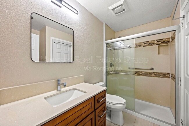 Building Photo - 22663 Vermont St