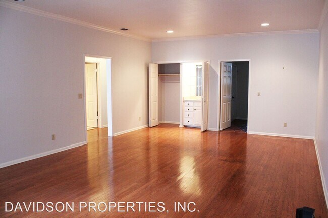 Building Photo - 2 br, 2 bath House - 100 El Prado #201