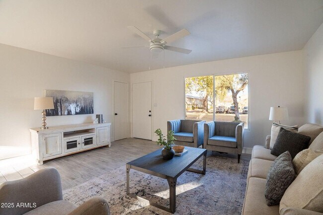 Building Photo - 4731 N 26th Ln