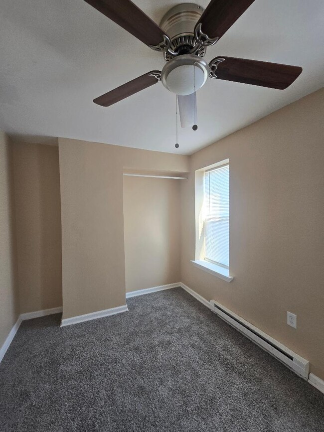 Building Photo - 3310 N Orkney St