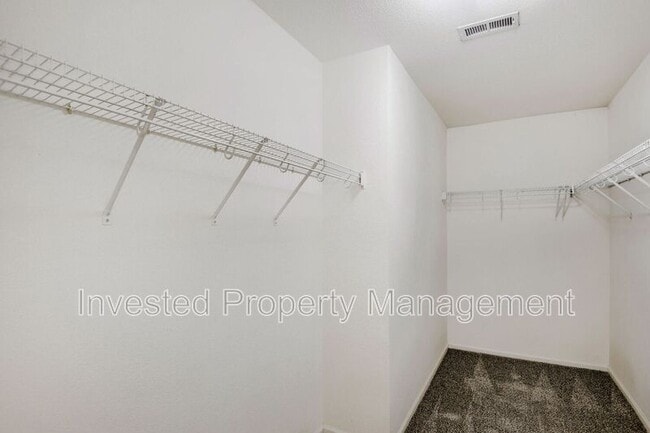 Building Photo - 11602 Fenwick Cir