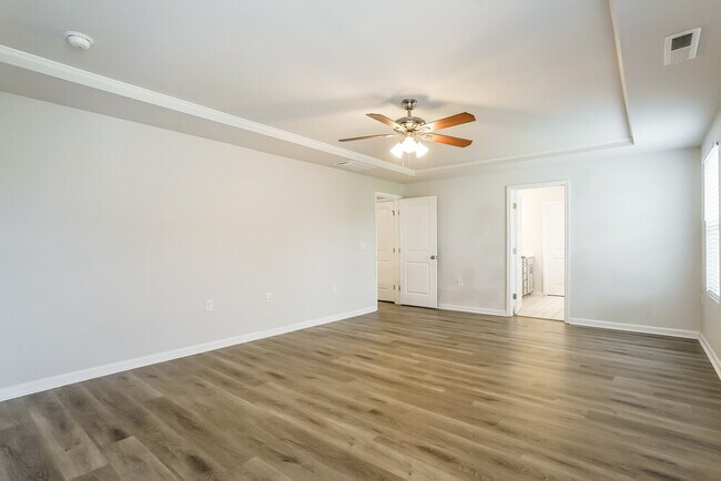 Building Photo - 534 Dawley Dr