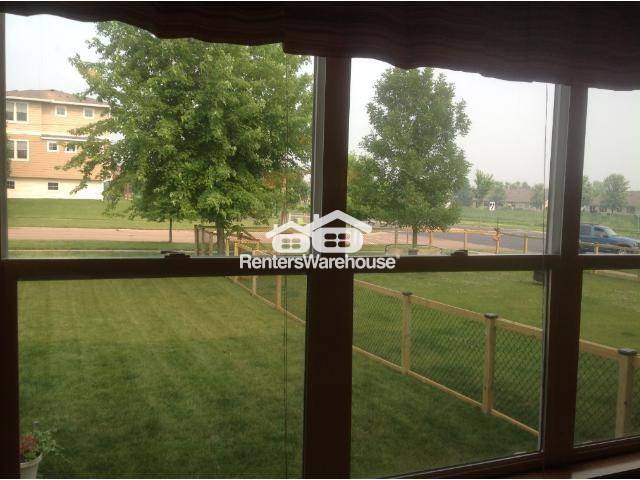 Building Photo - 623 Bunker Dr