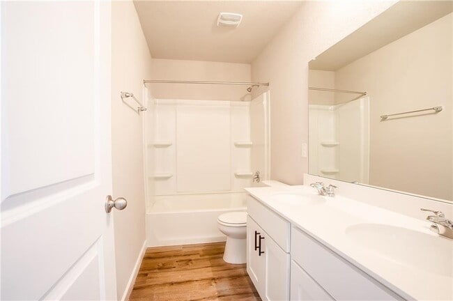 Building Photo - 502 Fiery Skipper Dr