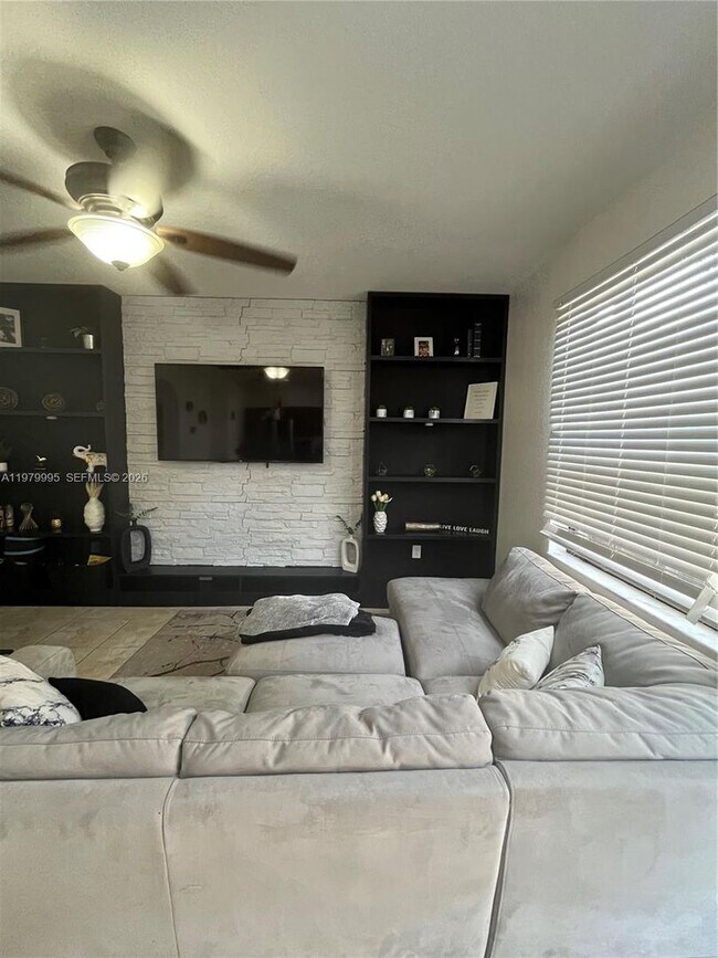 Building Photo - 11271 SW 240th St