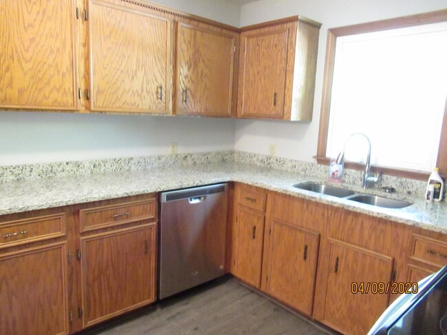 Building Photo - 2785 Watermark Dr